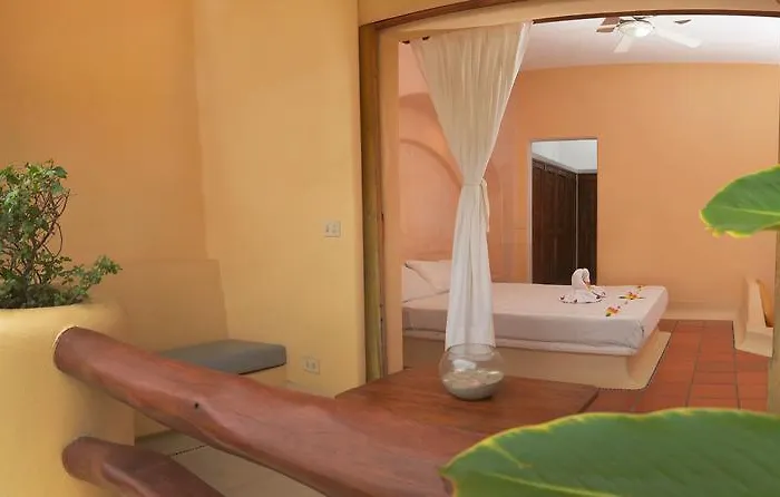 Real De La Palma Zihuatanejo